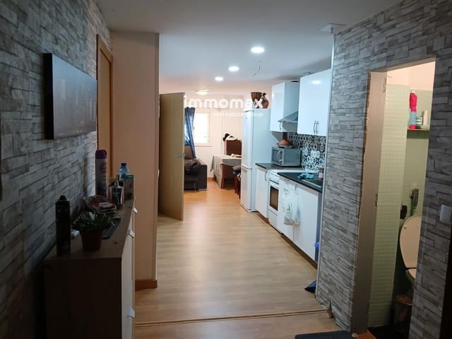 Commercial for sale in Sant Boi de Llobregat - € 110,000 (Ref: 8570986)