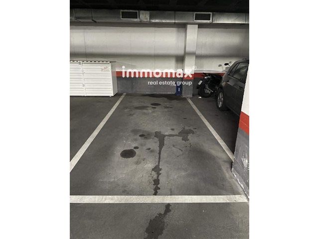 Garagem para arrendar em La Vila Olímpica del Poblenou, Barcelona cidade - 110 € (Ref: 8591317)