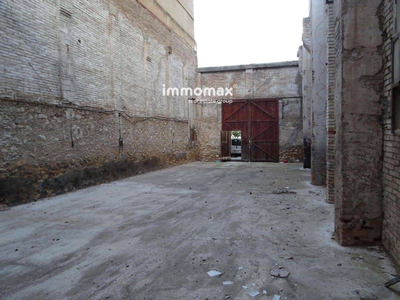 Villa for sale in Tortosa - € 216,000 (Ref: 8613927)