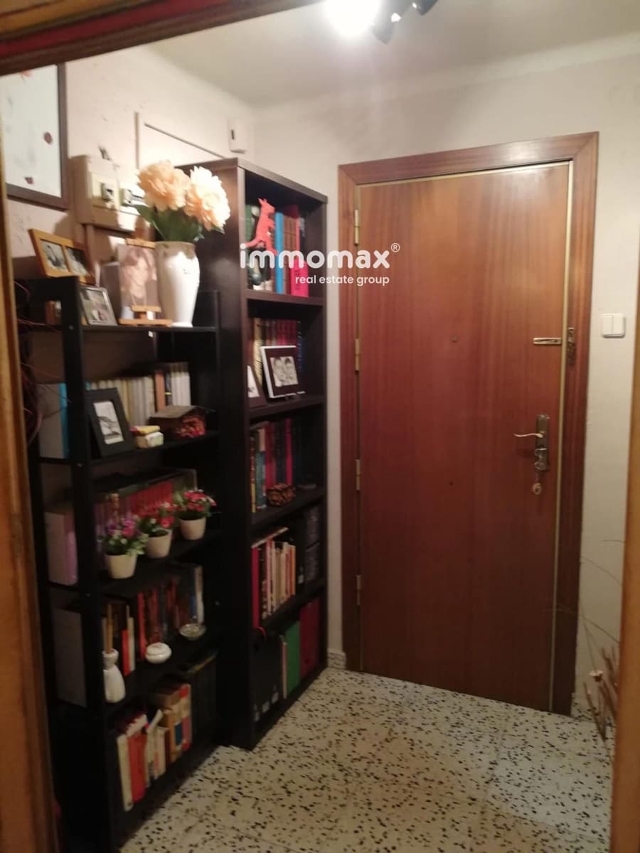 4 soveværelse Lejlighed til salg i Barcelona by - € 348.000 (Ref: 8619374)