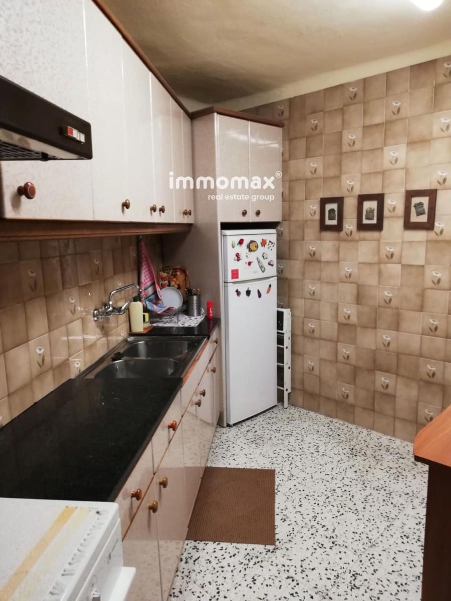 4 soveværelse Lejlighed til salg i Barcelona by - € 348.000 (Ref: 8619374)