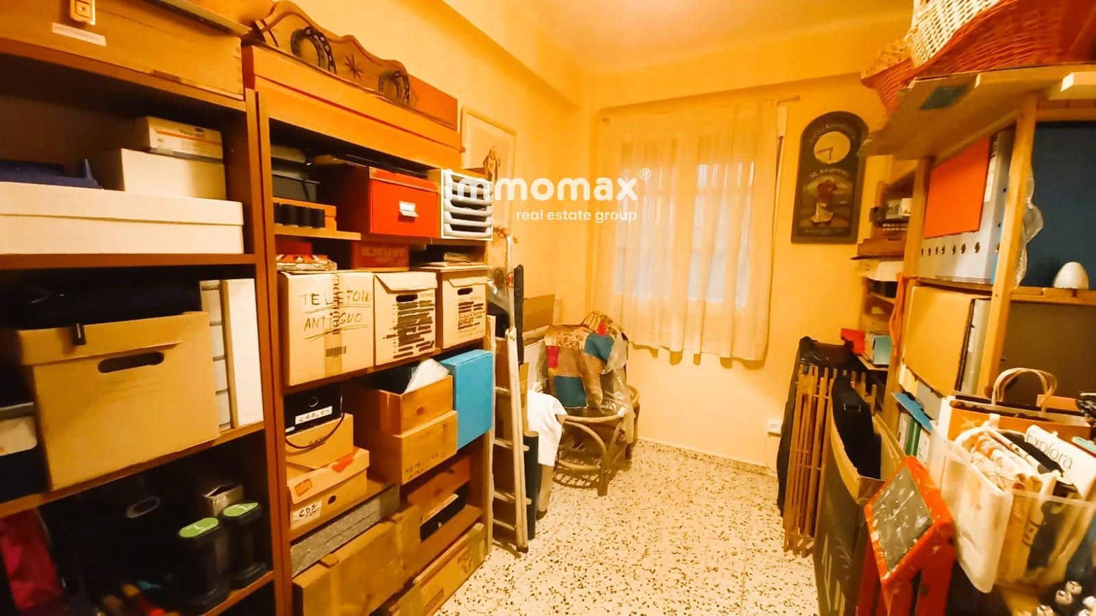 4 soveværelse Lejlighed til salg i Barcelona by - € 348.000 (Ref: 8619374)