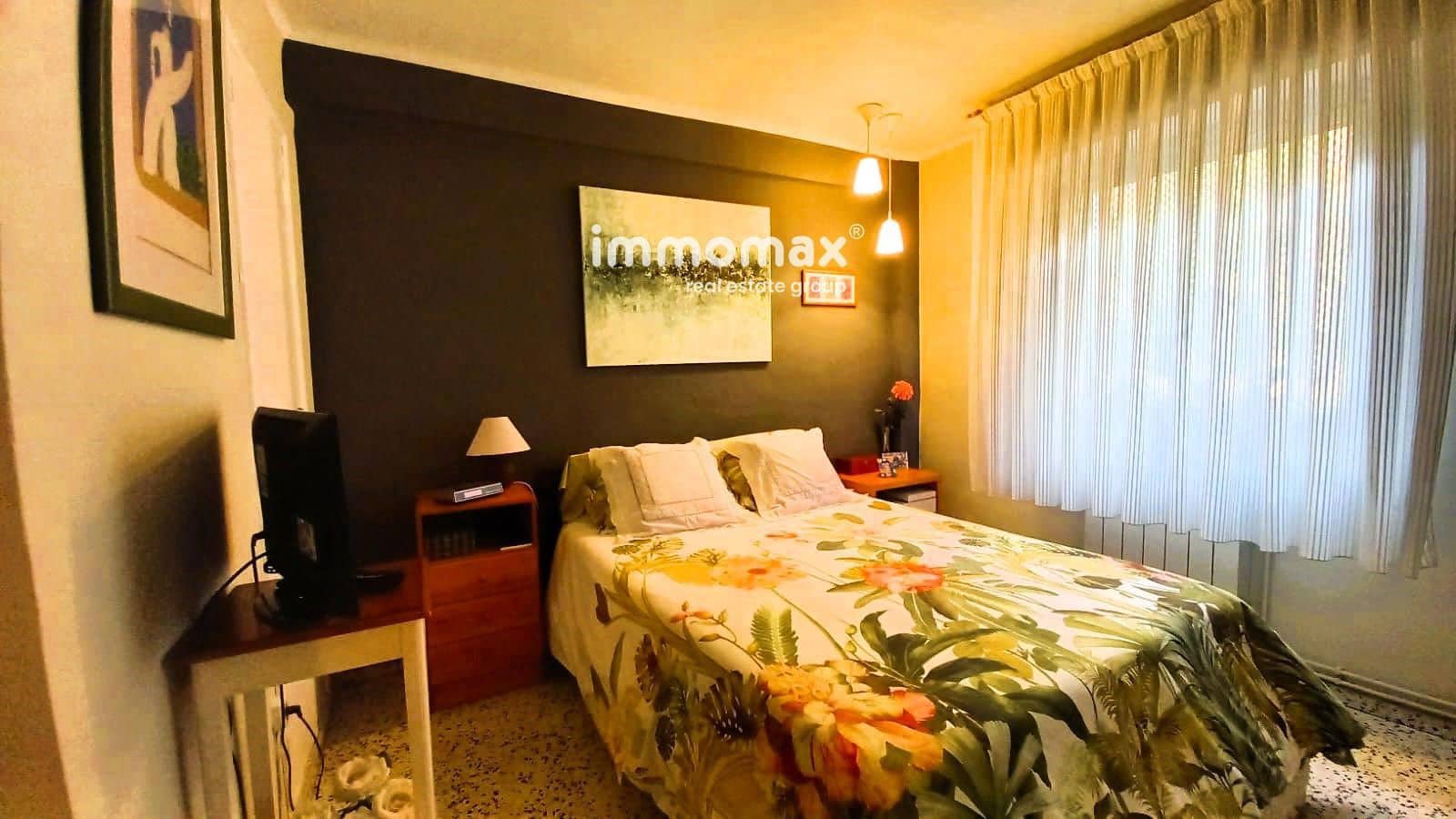 4 soveværelse Lejlighed til salg i Barcelona by - € 348.000 (Ref: 8619374)