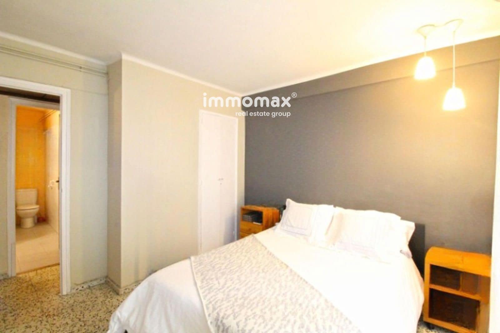 4 soveværelse Lejlighed til salg i Barcelona by - € 348.000 (Ref: 8619374)