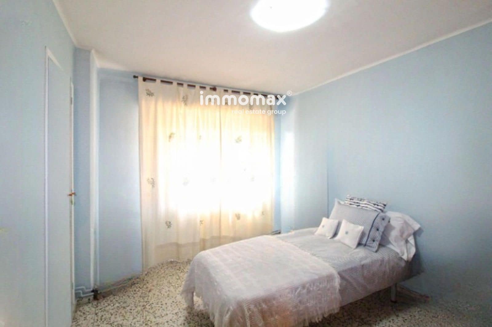 4 soveværelse Lejlighed til salg i Barcelona by - € 348.000 (Ref: 8619374)