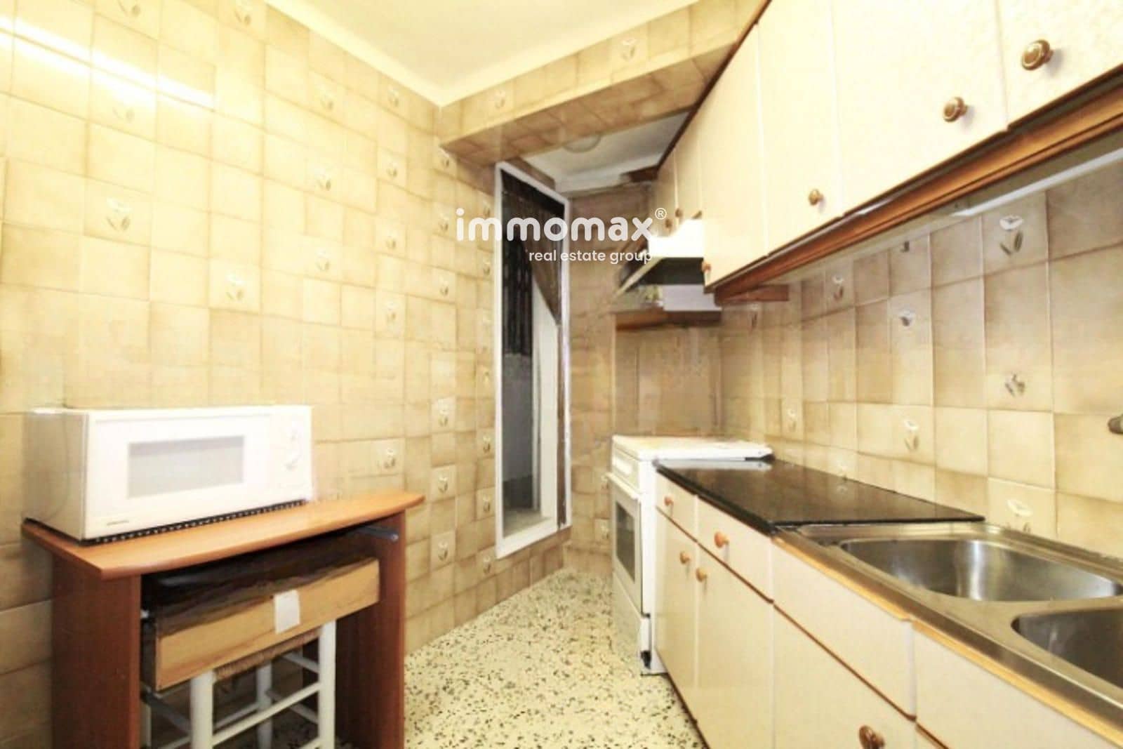 4 soveværelse Lejlighed til salg i Barcelona by - € 348.000 (Ref: 8619374)