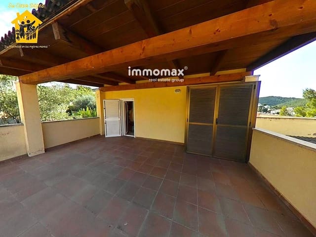6 Zimmer Villa zu verkaufen in Sitges mit Garage - 750.000 € (Ref: 8625637)