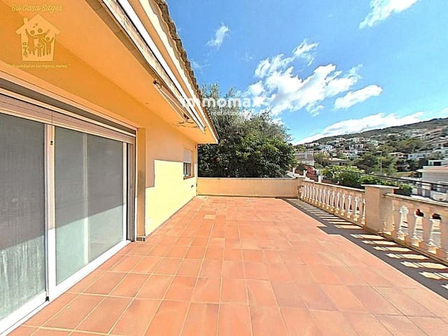 6 Zimmer Villa zu verkaufen in Sitges mit Garage - 750.000 € (Ref: 8625637)