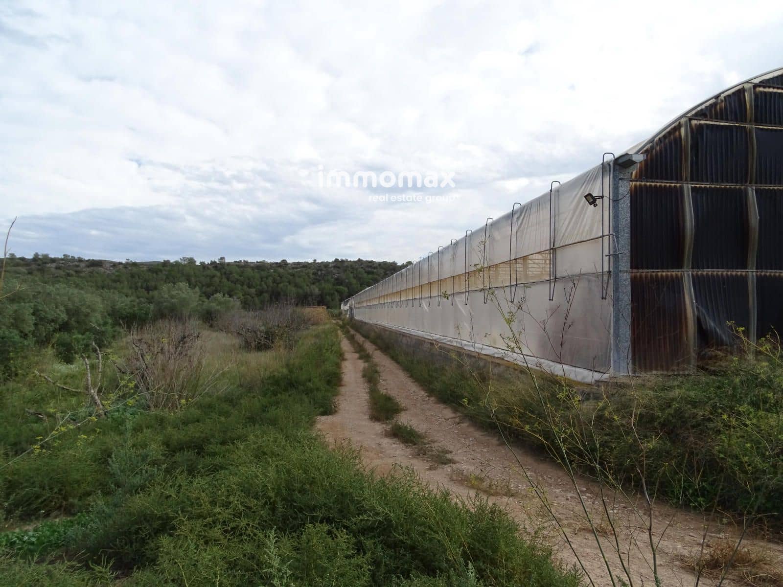 Ubebygd land til salgs i El Pinell de Brai - € 91 000 (Ref: 8639922)