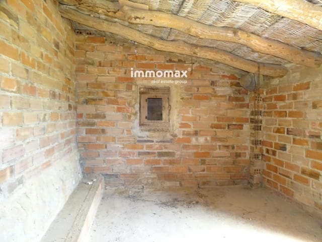 Undeveloped Land for sale in El Pinell de Brai - € 23,000 (Ref: 8655465)