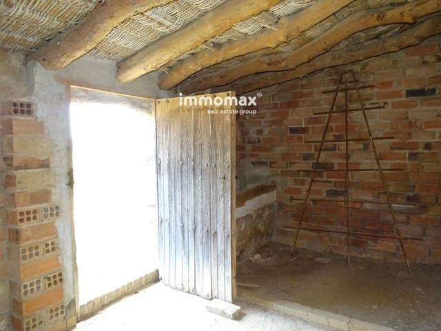 Undeveloped Land for sale in El Pinell de Brai - € 23,000 (Ref: 8655465)