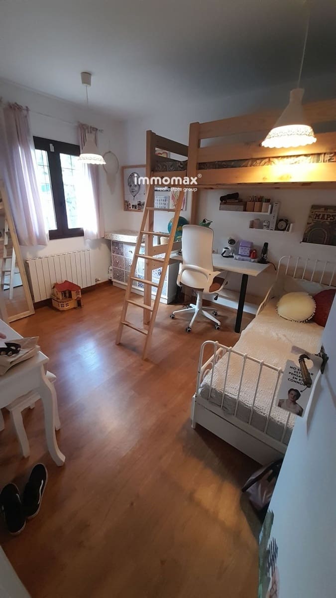 4 soveværelse Villa til salg i Sant Pere de Ribes med swimmingpool garage - € 720.000 (Ref: 8661372)