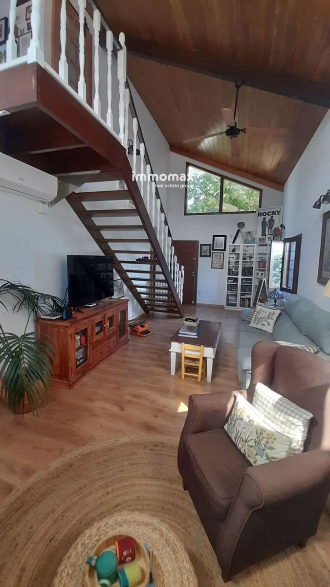 4 soveværelse Villa til salg i Sant Pere de Ribes med swimmingpool garage - € 720.000 (Ref: 8661372)