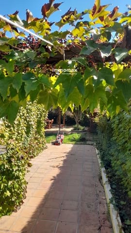 4 makuuhuone Huvila myytävänä paikassa Sant Pere de Ribes mukana uima-altaan 
autotalli - 720 000 € (Ref: 8661372)