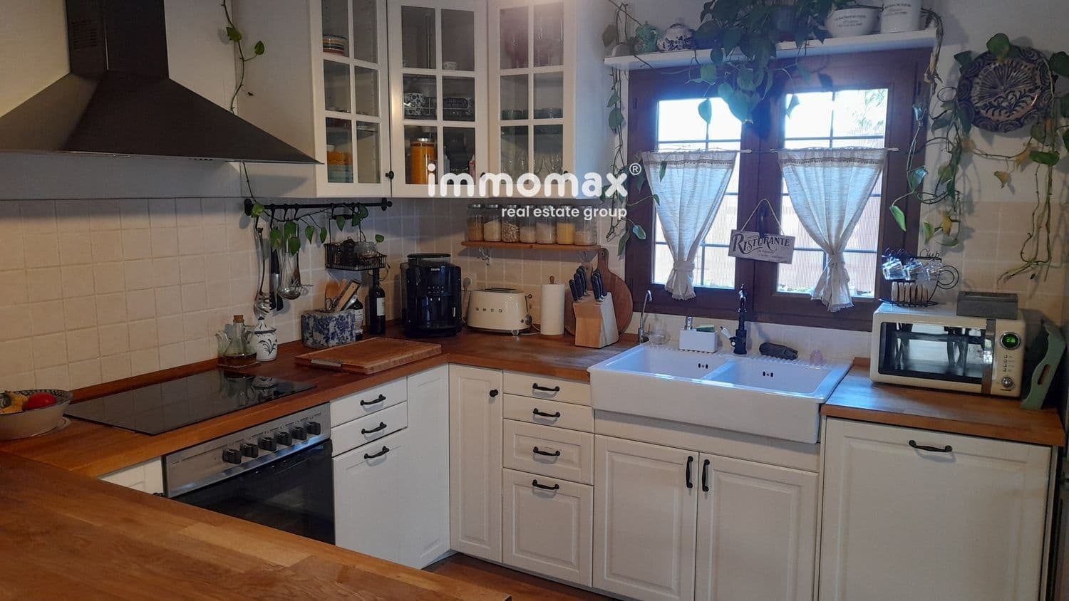 4 soveværelse Villa til salg i Sant Pere de Ribes med swimmingpool garage - € 720.000 (Ref: 8661372)