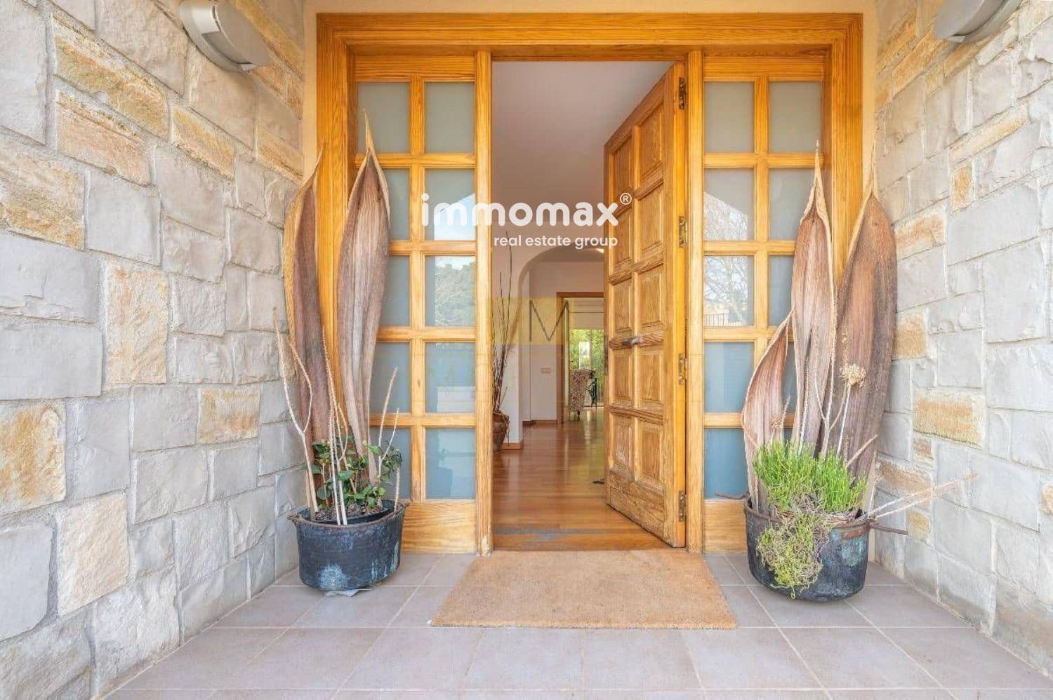 5 soveværelse Villa til salg i Vilanova i la Geltru med swimmingpool garage - € 860.000 (Ref: 8674883)