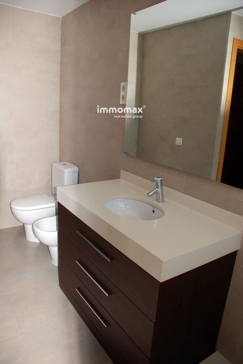 5 soveværelse Byhus til salg i Vilanova i la Geltru med garage - € 675.000 (Ref: 8674886)