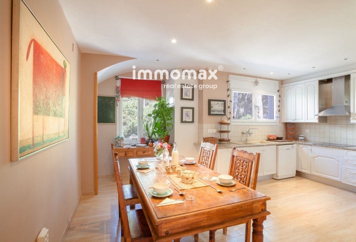 6 soveværelse Villa til salg i Castelldefels med swimmingpool garage - € 2.199.000 (Ref: 8674888)