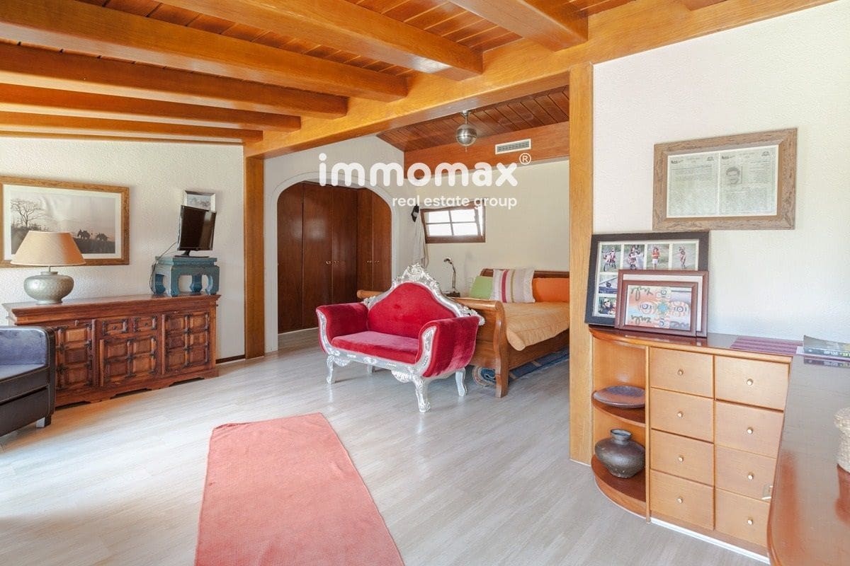 6 soveværelse Villa til salg i Castelldefels med swimmingpool garage - € 2.199.000 (Ref: 8674888)