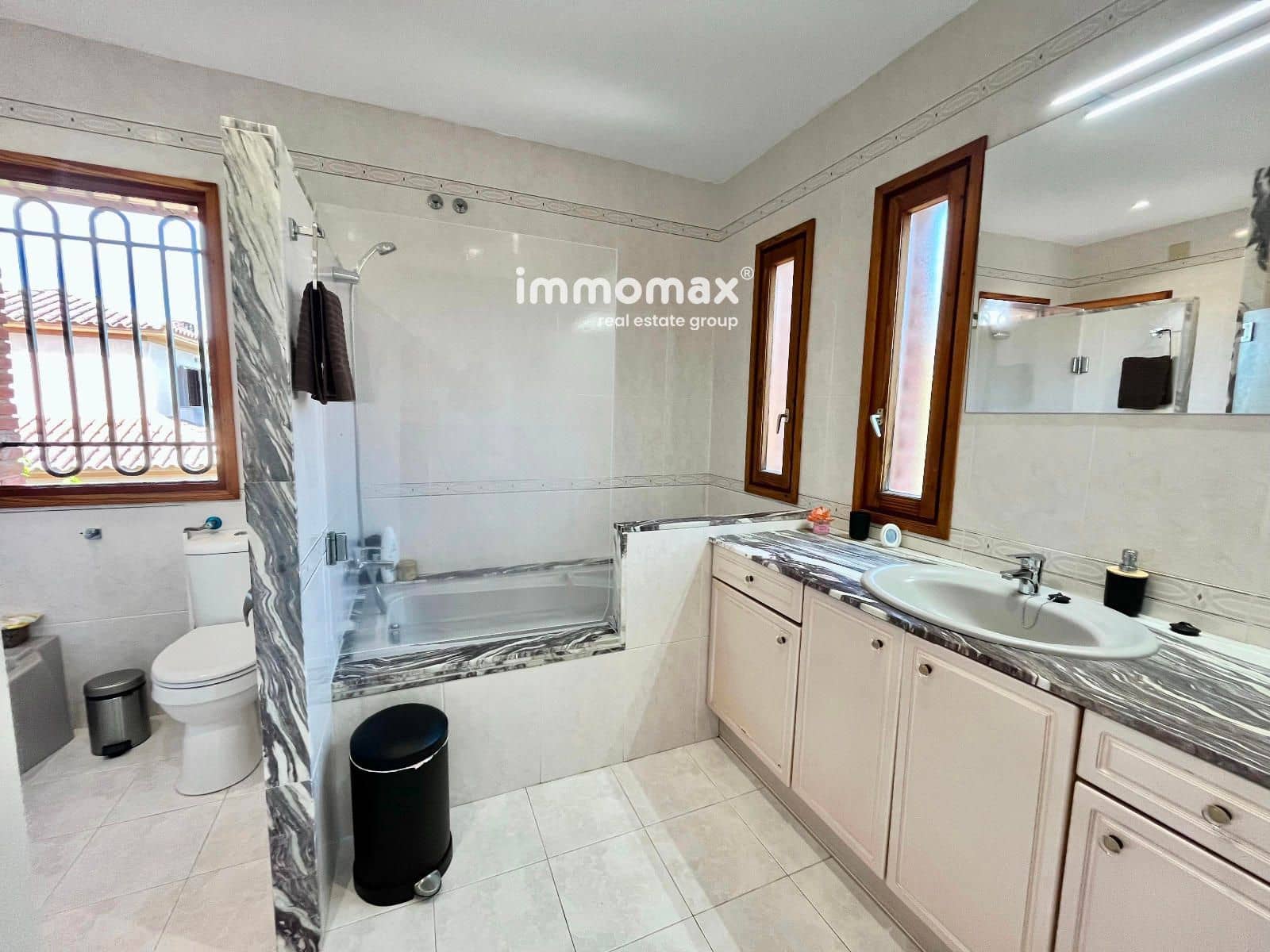 4 soveværelse Villa til salg i Vilanova i la Geltru med swimmingpool garage - € 1.190.000 (Ref: 8674897)