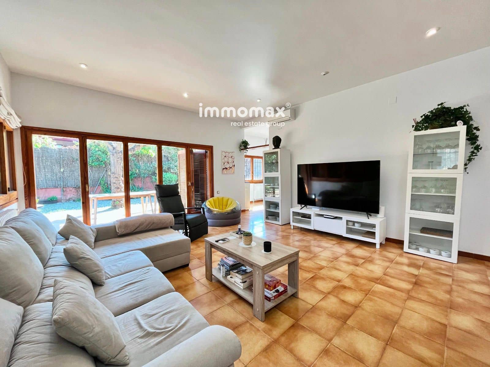 4 soveværelse Villa til salg i Vilanova i la Geltru med swimmingpool garage - € 1.190.000 (Ref: 8674897)