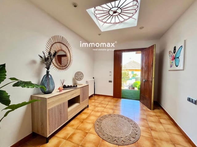 4 soveværelse Villa til salg i Vilanova i la Geltrú med swimmingpool garage - € 1.190.000 (Ref: 8674897)