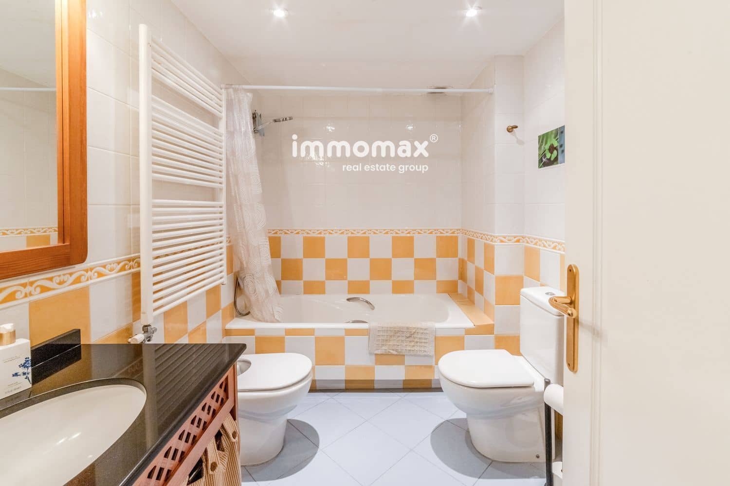 3 slaapkamer Flat te koop in Sant Pere de Ribes met garage - € 260.000 (Ref: 8674900)