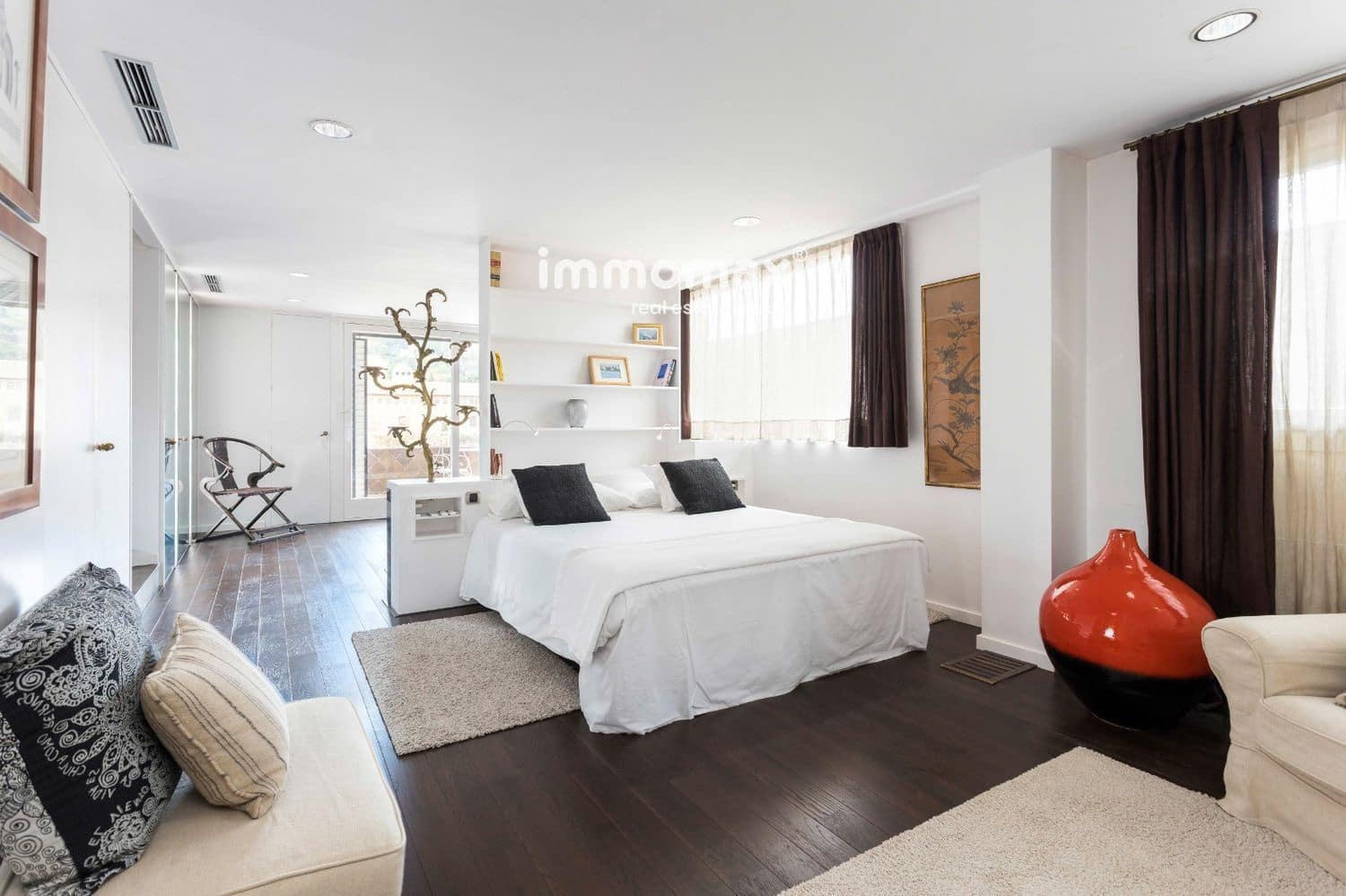 5 soveværelse Penthouse til leje i Barcelona by med garage - € 17.000 (Ref: 8757093)