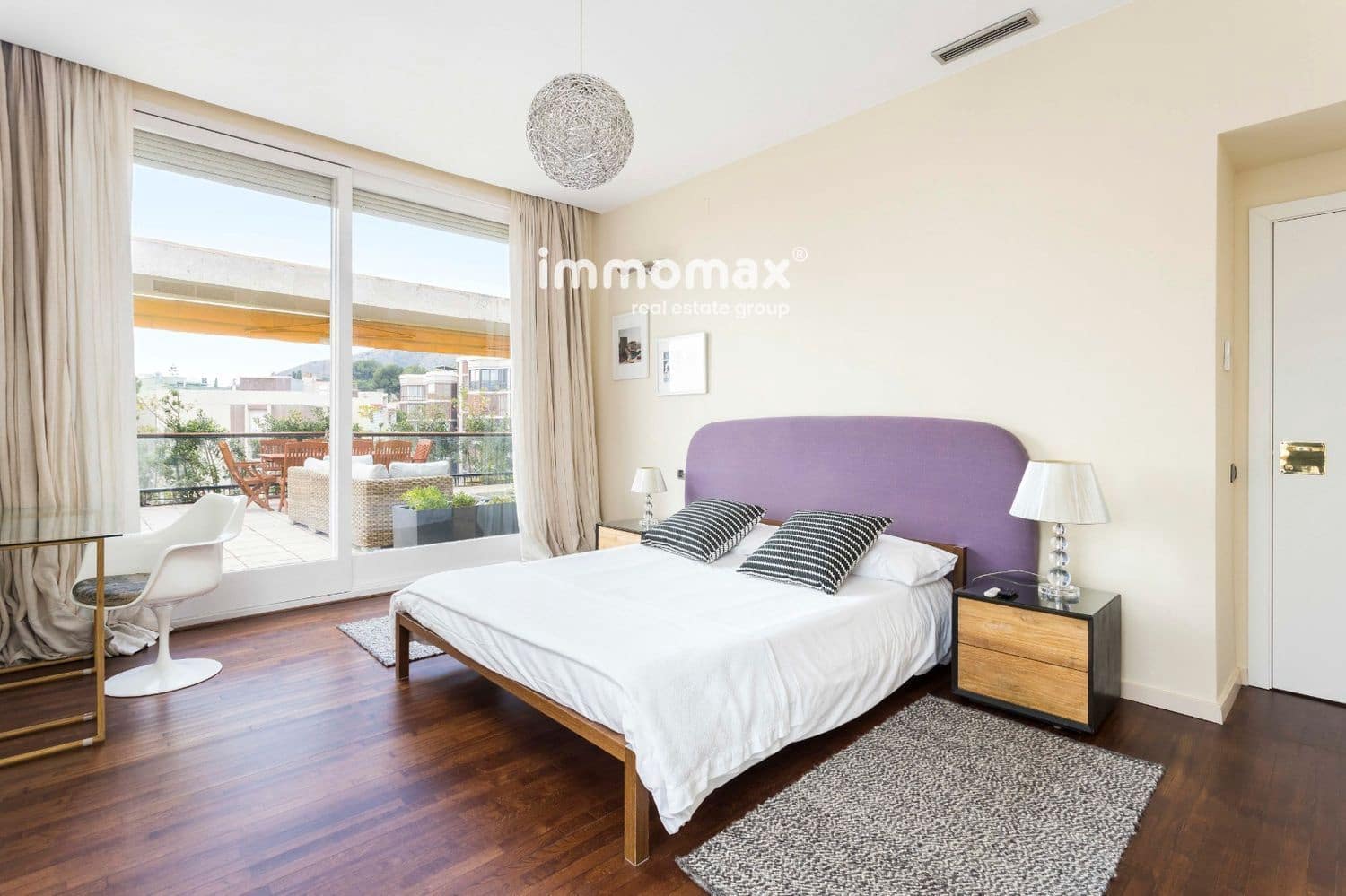 5 soveværelse Penthouse til leje i Barcelona by med garage - € 17.000 (Ref: 8757093)