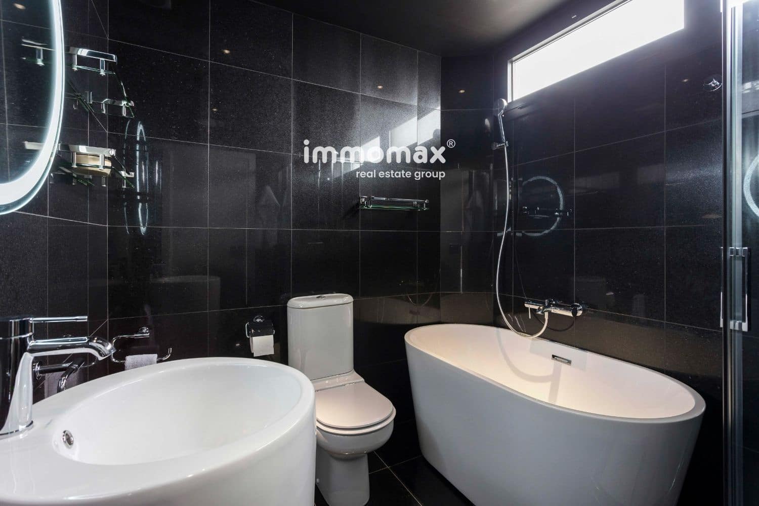 5 soveværelse Penthouse til leje i Barcelona by med garage - € 17.000 (Ref: 8757093)