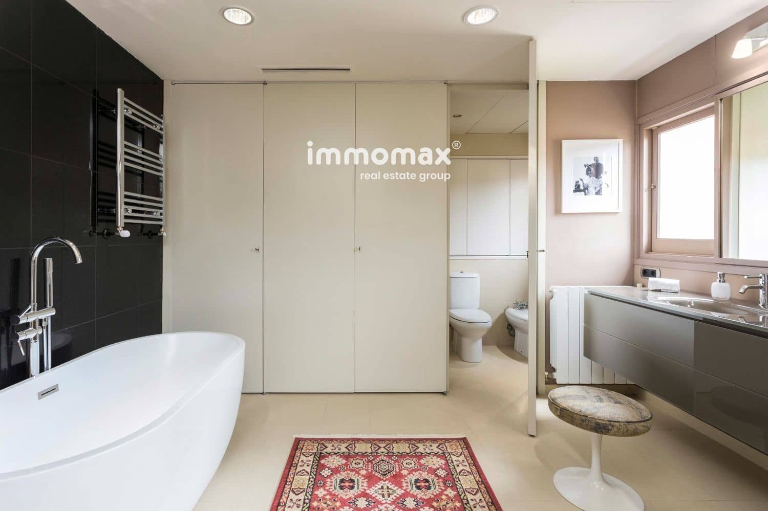 5 soveværelse Penthouse til leje i Barcelona by med garage - € 17.000 (Ref: 8757093)