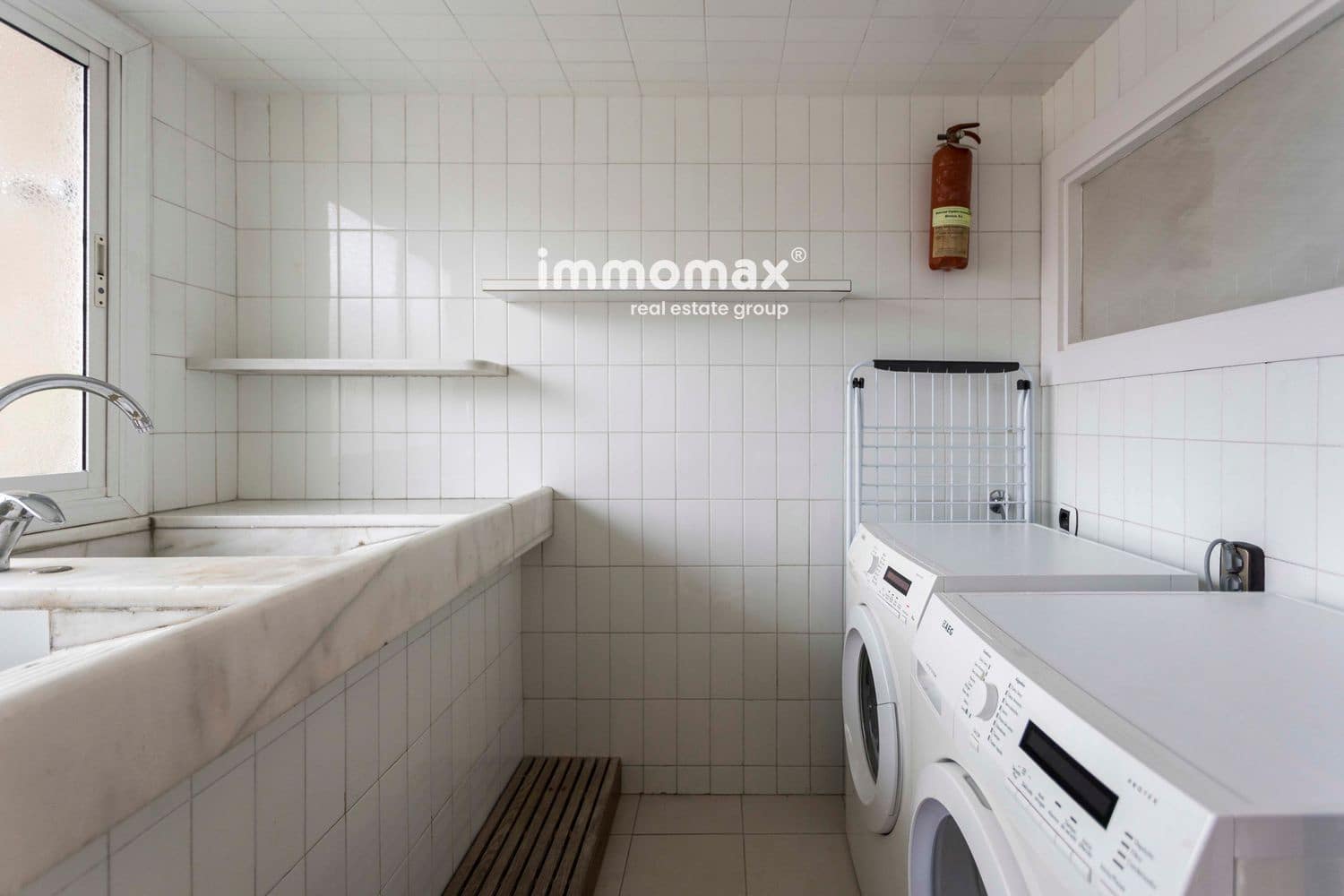 5 soveværelse Penthouse til leje i Barcelona by med garage - € 17.000 (Ref: 8757093)