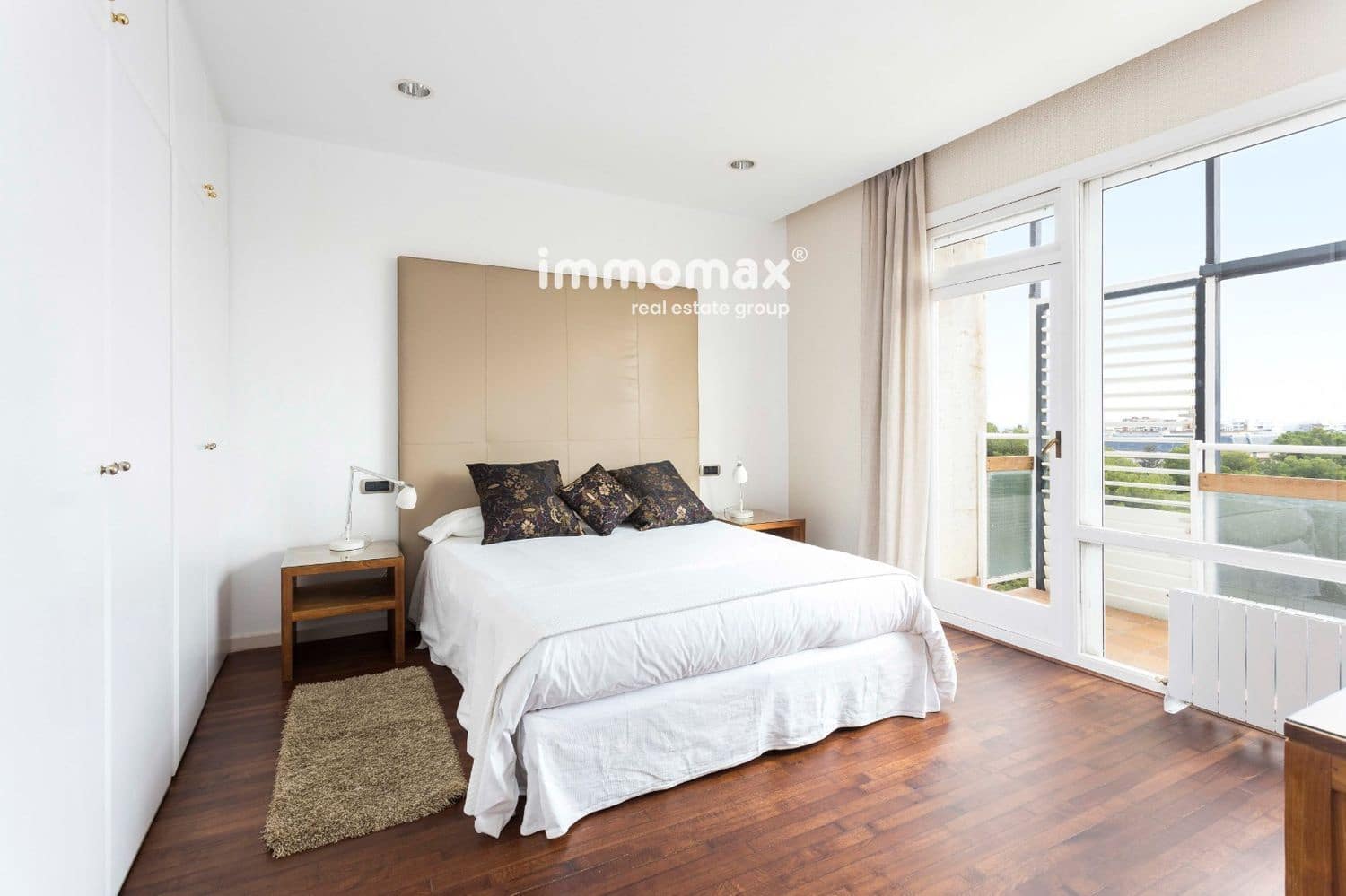 5 soveværelse Penthouse til leje i Barcelona by med garage - € 17.000 (Ref: 8757093)