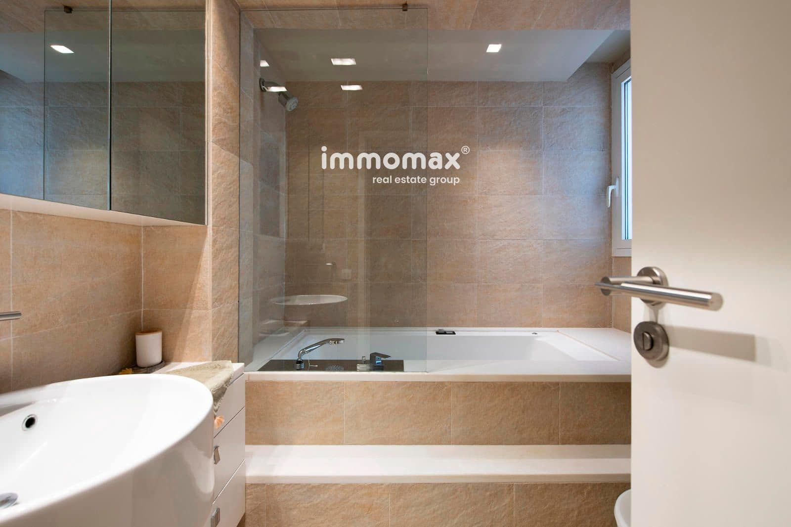 5 sypialnia Willa na sprzedaż w Miasto Barcelona z basenem garażem - 4 500 000 € (Ref: 8765958)