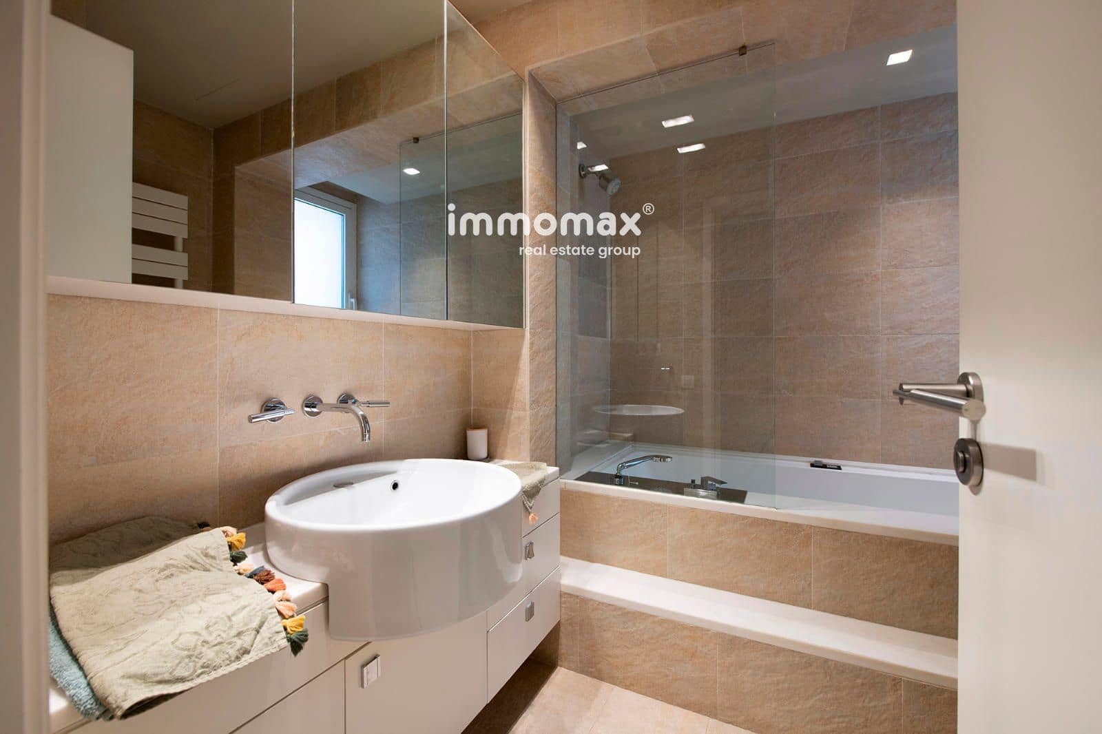 5 sypialnia Willa na sprzedaż w Miasto Barcelona z basenem garażem - 4 500 000 € (Ref: 8765958)