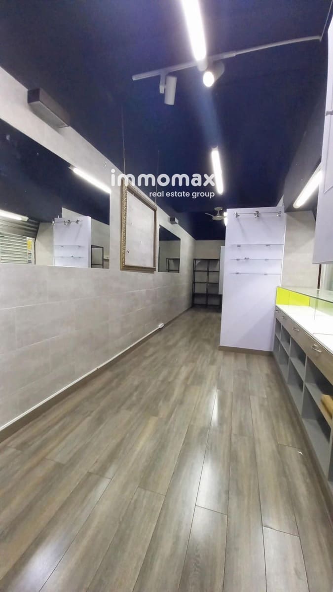 Kommersiell til leie i Barcelona by - € 450 (Ref: 8790974)