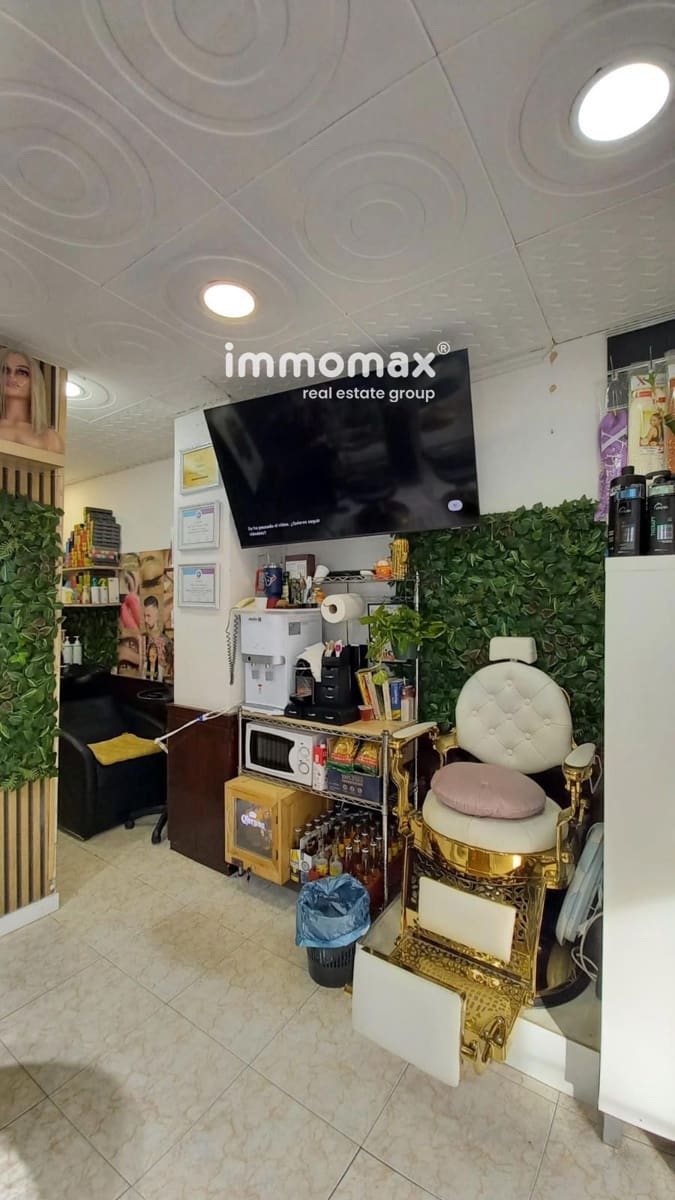 Commercieel te huur in Barcelona stad - € 650 (Ref: 8835538)