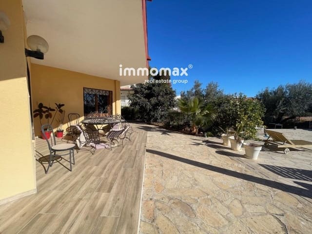 4 slaapkamer Villa te koop in L'Ampolla met zwembad garage - € 520.000 (Ref: 8855435)