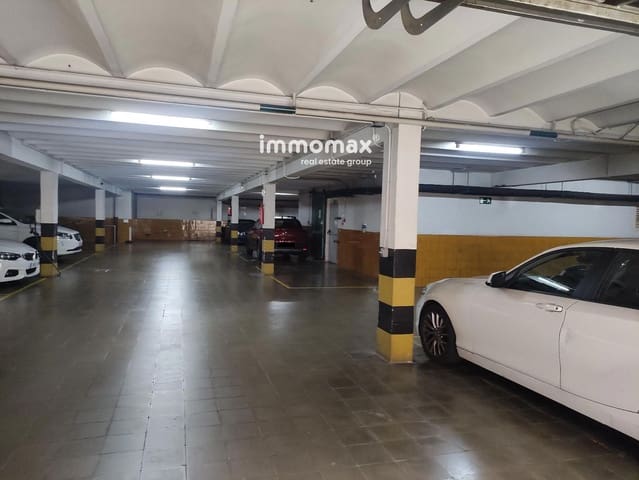 Garage for rent in Barcelona city - € 130 (Ref: 8855884)