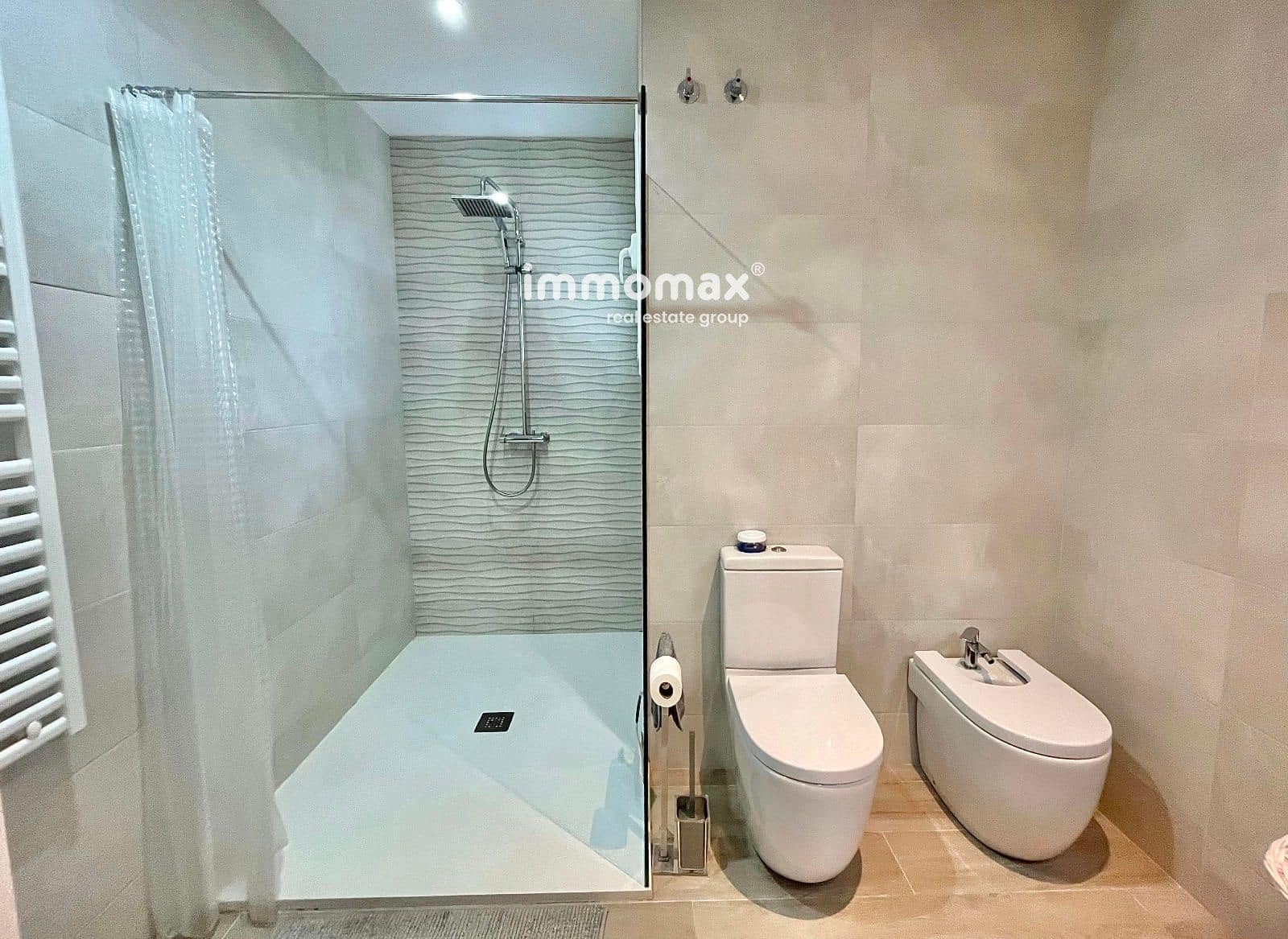 3 bedroom Villa for sale in Vilanova i la Geltru with garage - € 430,000 (Ref: 8873588)