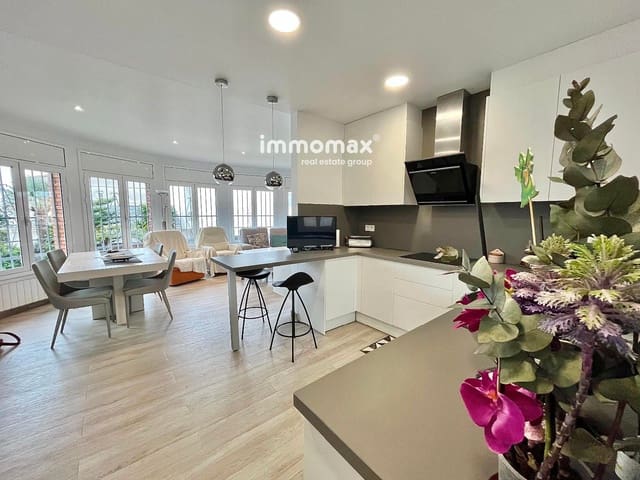 3 camera da letto Villa in vendita in Vilanova i la Geltrú con garage - 430.000 € (Rif: 8873588)