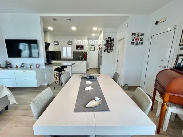 3 camera da letto Villa in vendita in Vilanova i la Geltrú con garage - 430.000 € (Rif: 8873588)