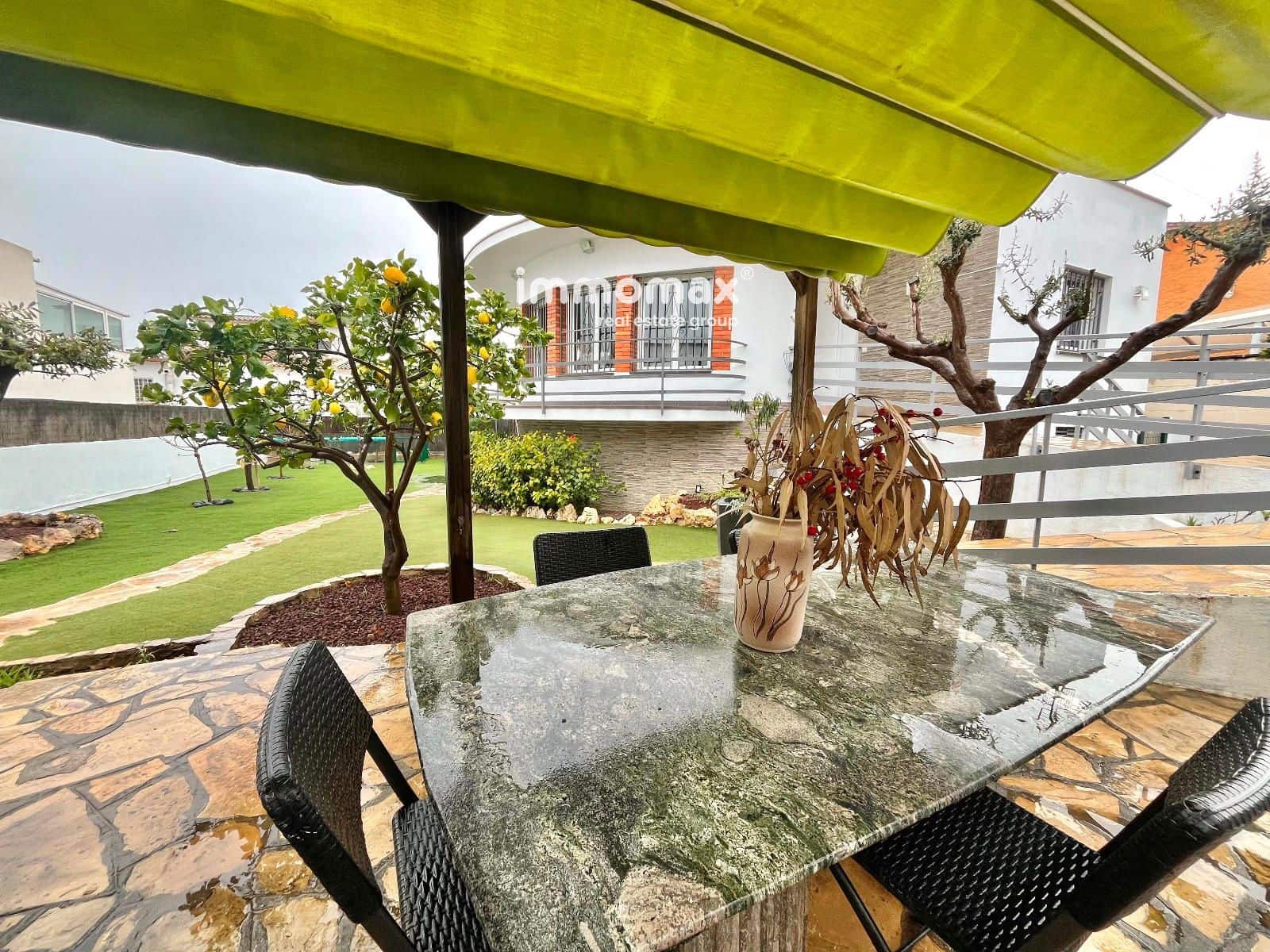 3 camera da letto Villa in vendita in Vilanova i la Geltru con garage - 430.000 € (Rif: 8873588)