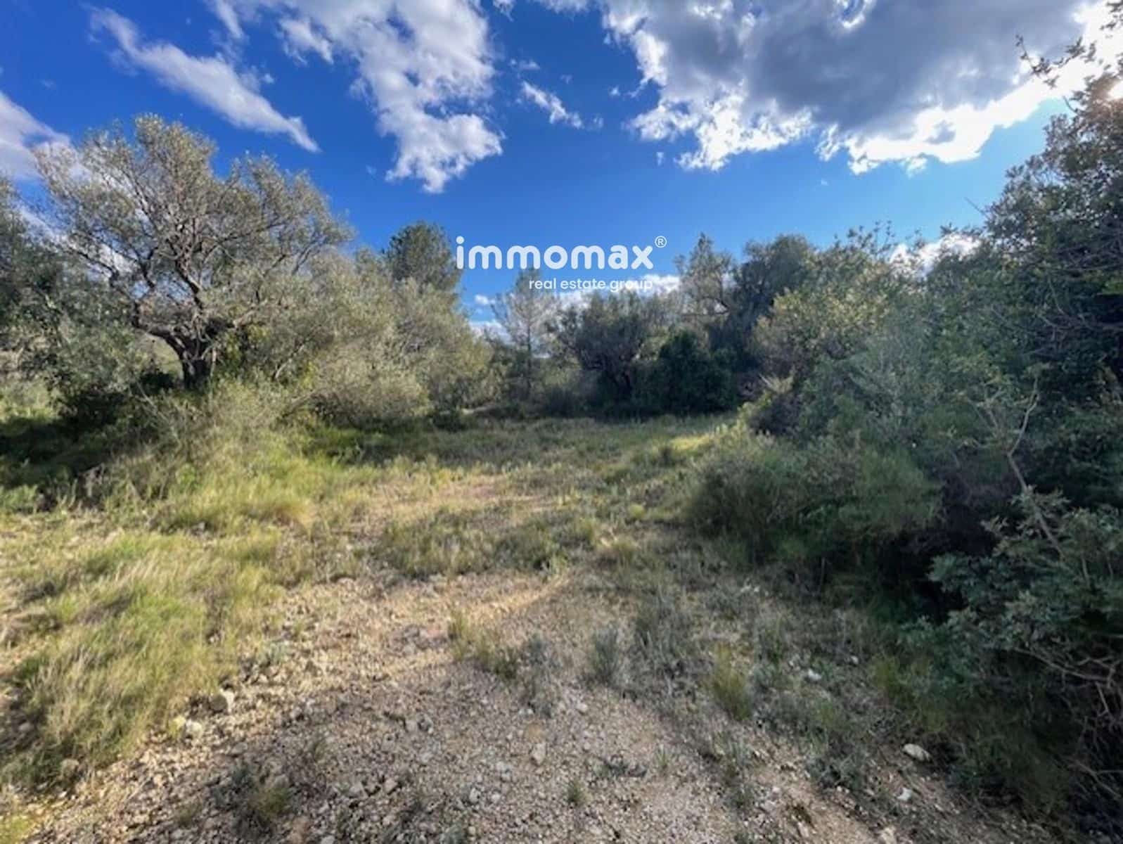 Grunde uden byggetilladelser til salg i Tortosa - € 69.500 (Ref: 8875929)