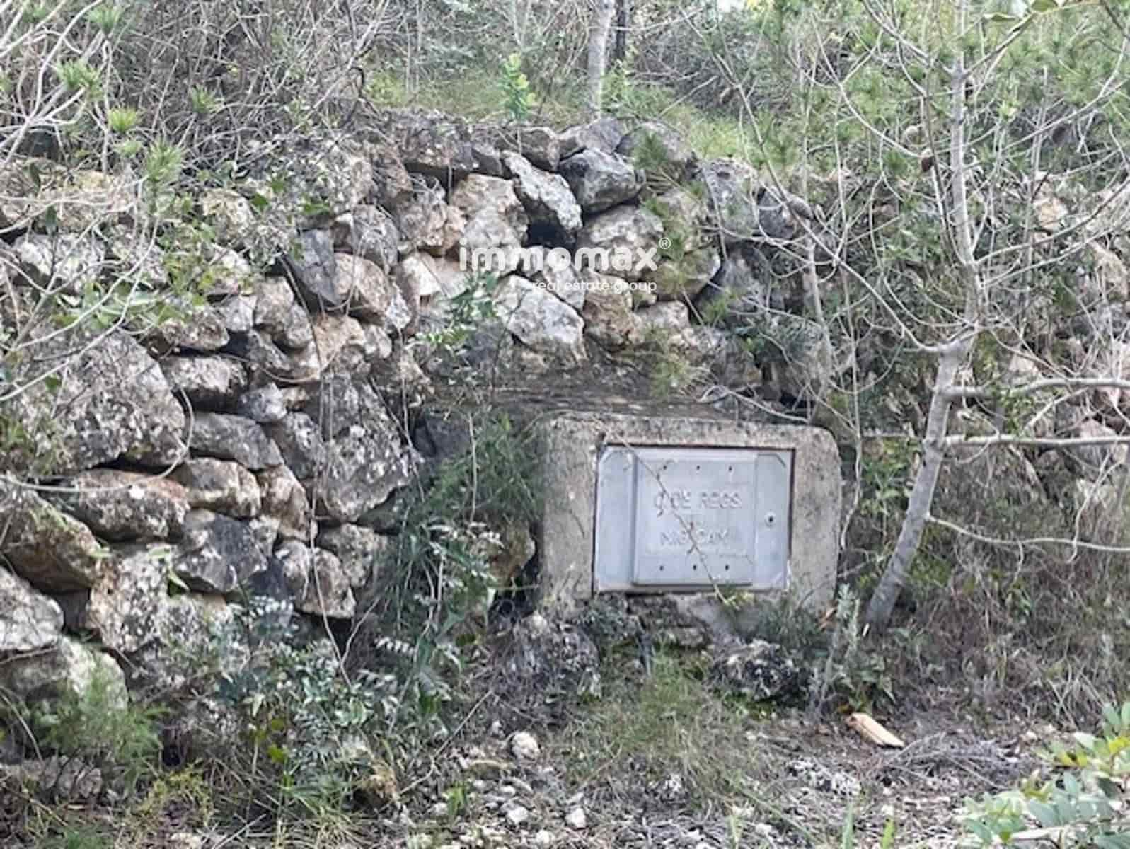 Grunde uden byggetilladelser til salg i Tortosa - € 69.500 (Ref: 8875929)