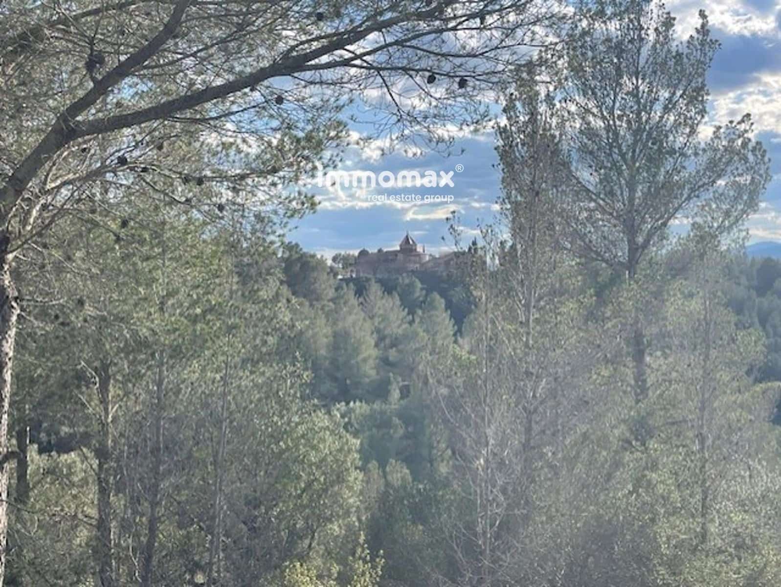 Grunde uden byggetilladelser til salg i Tortosa - € 69.500 (Ref: 8875929)