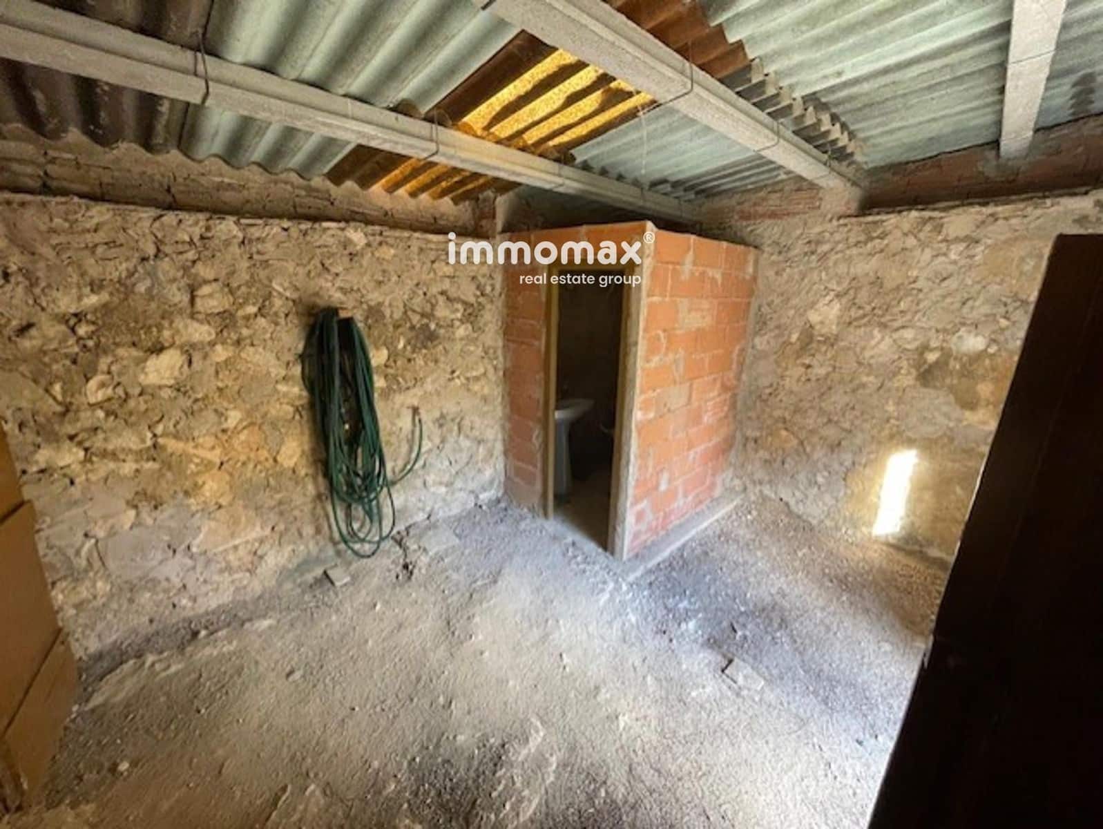 Grunde uden byggetilladelser til salg i Tortosa - € 69.500 (Ref: 8875929)