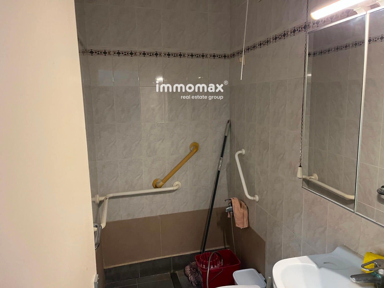 4 soveværelse Byhus til salg i Granollers med garage - € 400.000 (Ref: 8880581)