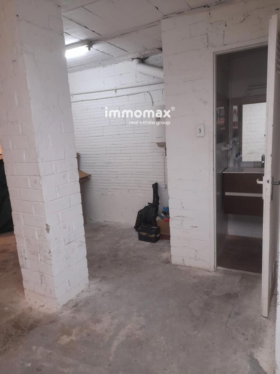 Commercial for rent in Sant Joan Despi - € 800 (Ref: 8882062)