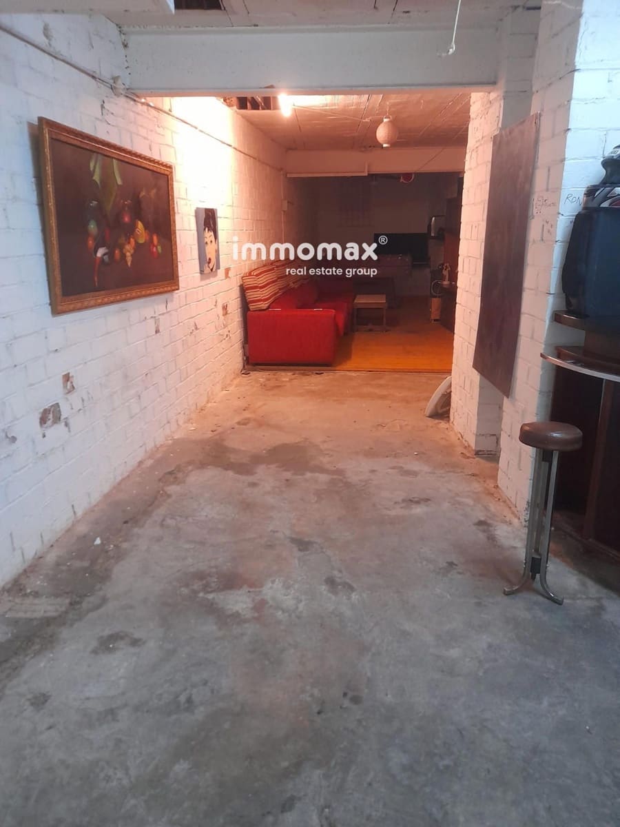 Commercial for rent in Sant Joan Despi - € 800 (Ref: 8882062)